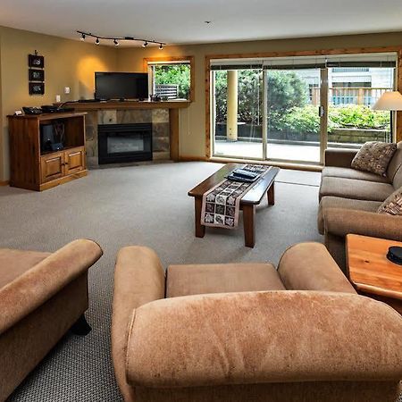 Westwind Properties At Valhalla Whistler Eksteriør billede