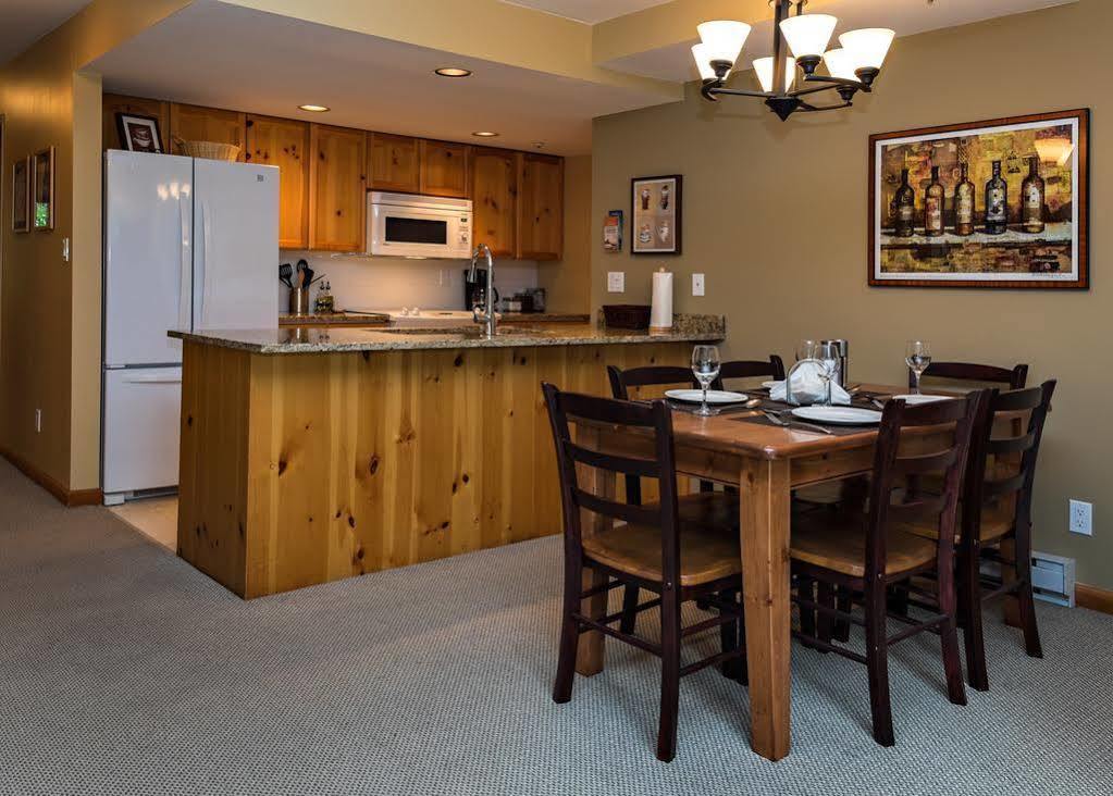 Westwind Properties At Valhalla Whistler Eksteriør billede
